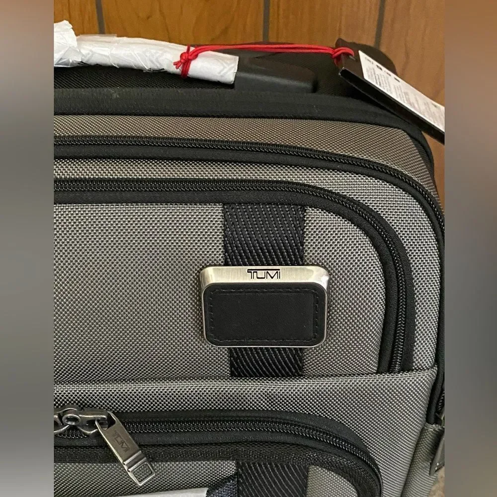 TUMI Merge International Front Lid Four-Wheel Carry-On